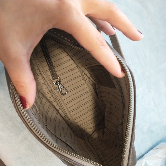 Frye Melissa Camera Crossbody bag. Ice (Gray). - Picture 10 of 12